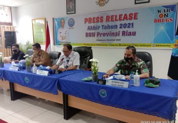 Tutup Akhir Tahun 2021, BNN Prov. Riau Gelar Press Release Sinergi Dalam Menanggulangi Narkoba