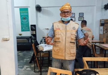 Ribut-Ribut Soal Ijazah Palsu Bupati Rohil, Aktivis Larshen Yunus: Sebaiknya Dipending Dulu, Ibu Kandung Beliau Lagi Sakit