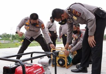 Memasuki Musim Kemarau, Kapolres Meranti Cek Alat Pemadam Karhutla