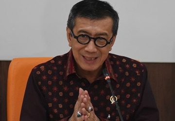 Menkumham RI, Yasonna Laoly Terima Penghargaan Kaanib ng Bayan Award dari Presiden Filipina