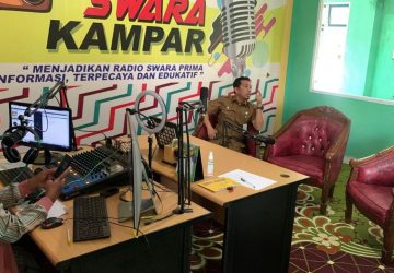 Kepala Diskominfo Dan Persandian Tinjau Radio LPPL Swara Kampar