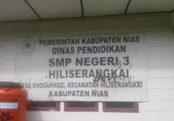 Kasek (Alm) dan Bendahara SMP Negeri 3 Hiliserangkai di Duga Menyeleweng Dana Bos Tahun 2021