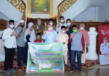 Bupati Kasmarni Berikan Dukungan dan Do’a Kepada Azizul dan Najih Ikuti Festival ASI