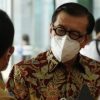 Menkumham Yasonna H. Laoly Menyerahkan Paspor Beserta Izin Tinggal Special Untuk WNI Keturunan Filipina