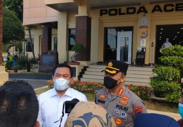 35 Mahasiswa Penerima Beasiswa Kembalikan Uang ke Polda Aceh Senilai Rp801,7 juta