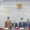 Bupati Kampar Saksikan Pengambilan Sumpah PAW Anggota DPRD Kabupaten Kampar Edi Afrison