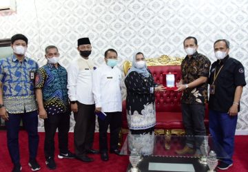 Bupati Bengkalis Terima Kunjungan Silaturahmi GM Telkomsel Riau