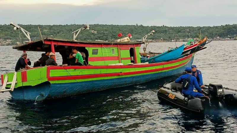 Di Sepanjang Pantai Laut Gunungsitoli, Sat Polairud Polres Nias Laksanakan Patroli