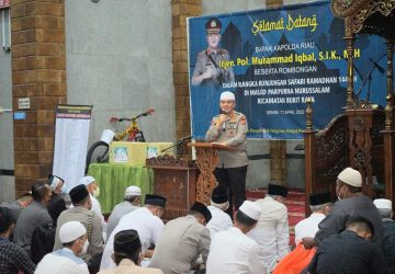 Safari Ramadhan di Masjid Nurussalam, Kapolda Riau Irjen Muh Iqbal Yakini Silaturahmi Mudahkan Tugas Polisi
