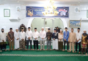 Kapolsek Limapuluh dampingi Safari Ramadhan Subuh berjamaah Kapolda Riau.