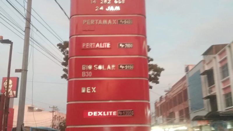 Maraknya Pengisian BBM Jenis Pertalite Menggunakan Jeriken Secara Terang-terangan di benarkan pihak SPBU no 14.282.668