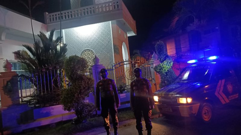 Antisipasi Kejahatan Malam Hari, Polsek Sukajadi Polresta Pekanbaru Laksanakan Kegiatan Blue Light Patrol