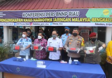 Batman BNNP Riau Ungkap Jaringan Narkoba Internasional, Tiga Pelaku Lebaran Dijeruji Besi BNNP Riau