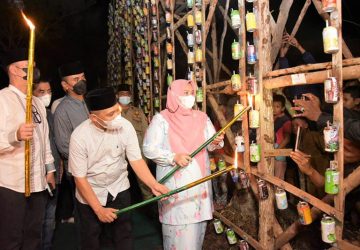 Bupati Bengkalis Kasmarni Membuka Secara Resmi Festival Lampu Colok di Kabupaten Bengkalis