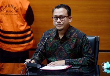 KPK Periksa 2 Hakim PN Surabaya Telusuri Aliran Dana Itong Isnaeni