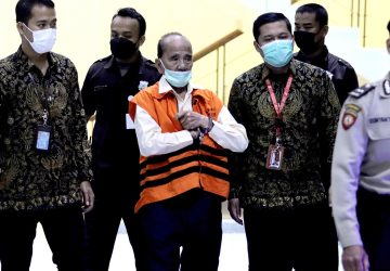Lengkap Sudah Berkas Dugaan Suap, Eks Gubernur Riau Annas Maamun segera Disidangkan