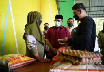 Wagubri Tinjau Pasar Murah di Indragiri Hilir