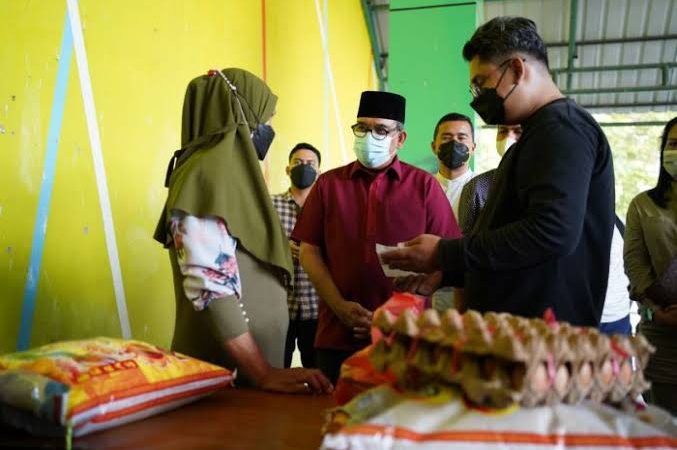 Wagubri Tinjau Pasar Murah di Indragiri Hilir