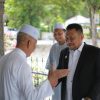 Lebaran, Catur Kunjungi Orang Tua Angkat di Petapahan