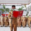 Pimpin Apel Perdana Usai Lebaran, Bupati Rohil Ajak ASN Lebih Semangat Dalam Bekerja
