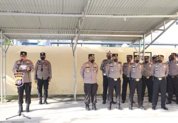 Kapolresta Kombes Pol DR. Pria Budi, SIK, MH Pimpin Upacara Kenaikan Pangkat Pengabdian Personil Polresta Pekanbaru