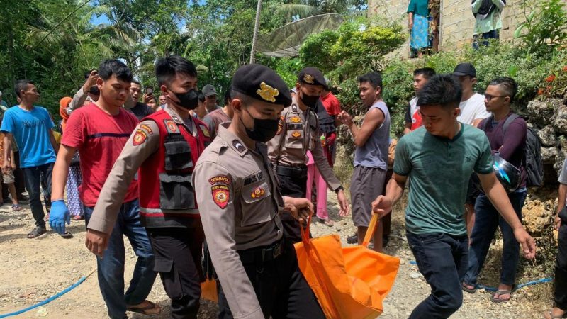 Seorang Pemuda Diduga Gantung Diri Dalam Rumahnya di Desa Olora, Polres Nias Sambangi TKP