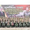 Sebelum Ke Papua, Dirjen Kemendikbud dan Aster Kasad Bekali 450 Prajurit Yonif 132/BS Salo.