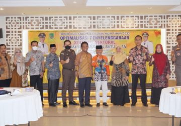 Dihadiri Wabup, Diskominfotiks Rohil Gelar Forum Data Penyelenggaraan Statistik Sektoral