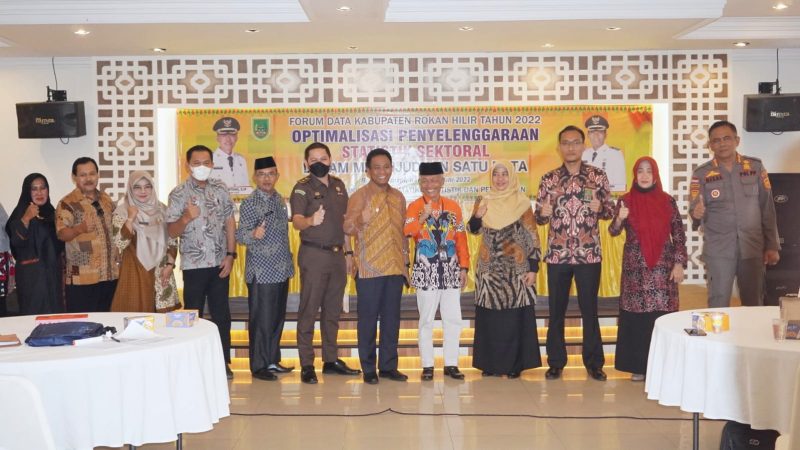 Dihadiri Wabup, Diskominfotiks Rohil Gelar Forum Data Penyelenggaraan Statistik Sektoral