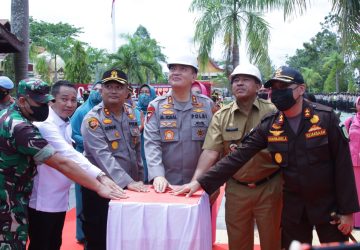 Kunjungan Kerja Kapolda Riau Kekabupaten Siak Disambut Oleh Bupati Siak Alfedri Sebagai Semangat Baru Untuk Siak