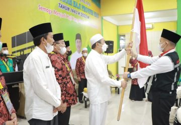 Perdana, Sebanyak 55 JCH Kampar Kloter 04 BTH Dilepas Keberangkatan oleh Gubernur Riau