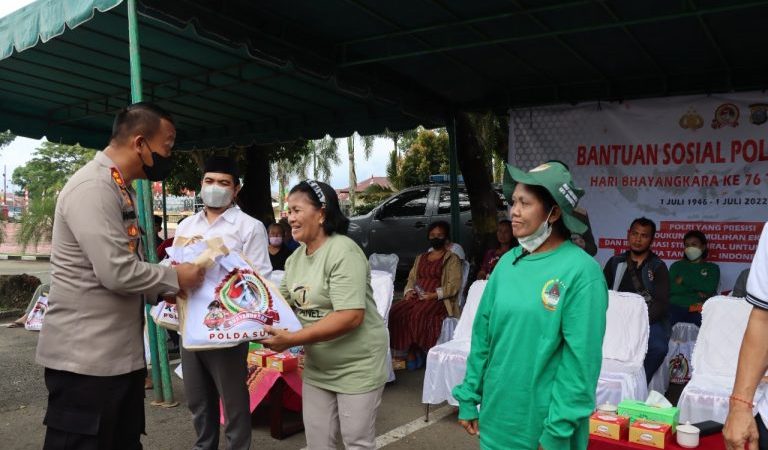 Polres Nias Berbagi Kasih Dalam Menyambut HUT Bhayangkara Ke-76 Tahun 2022
