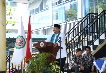 Hadiri Wisuda Ponpes Daarun Nahdhah Thawalib Kampar, Bupati Siak Alfedri: Banyak Santri Jadi Tokoh Penting Bangsa