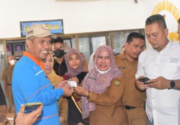 Tinjau Dinas Perpustakaan dan Kearsipan, Dr. Kamsol: Terus lakukan Peningkatan Sarana dan Prasarana Sebagai Pusat literasi Baca Kampar