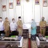 Serahkan Jaminan Kematian, Bupati Alfedri Semoga Program ini Terus Berlanjut