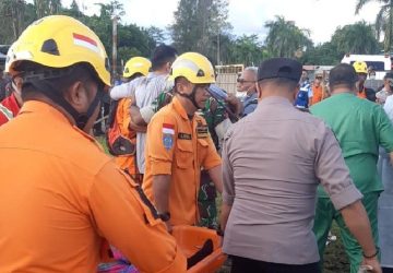Helikopter Puskesmas Keliling Jatuh di Papua, 10 Penumpang Selamat, 1 Masih Hilang