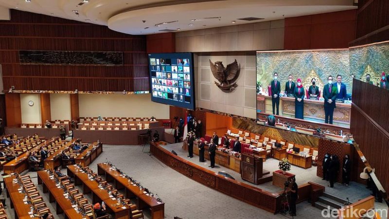 Sidang Paripurna DPR Setujui 3 Calon Anggota DKPP Baru