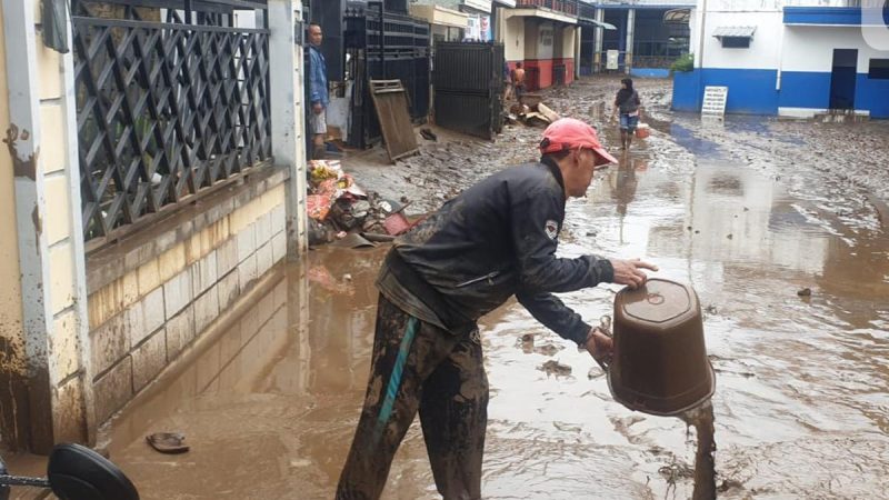 13 Kecamatan Terendam, Garut Darurat Banjir