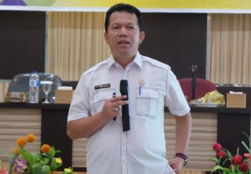 Kadiskes Riau Buka Seminar Kesehatan Nasional Universitas Pahlawan Tuanku Tambusai