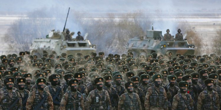 Latihan militer China. ©STR/AFP