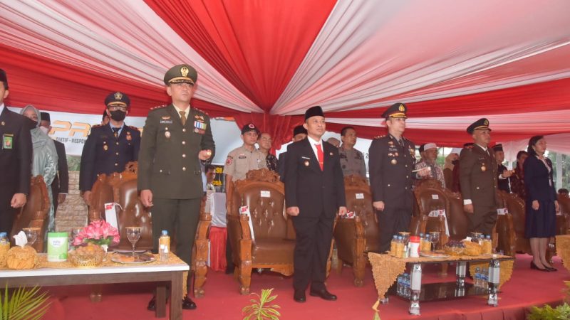 Bupati Bengkalis Kasmarni, Diwakili Wakil Bupati H Bagus Santoso, Mengikuti Upacara Peringatan Hari Bhayangkara ke-76