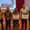 Pemkab Siak Terima Penghargaan, Sebagai Kabupaten/Kota Terbaik Peringkat 1 Se-Provinsi Riau