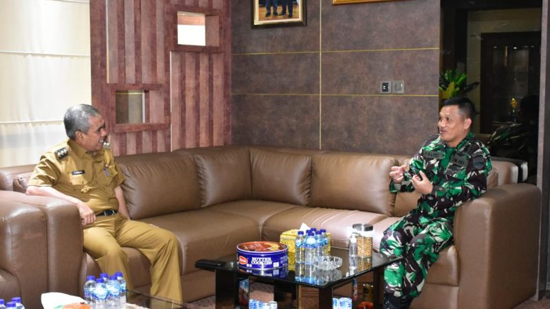 Sebelum Operasi PAMTAS Wilayah Papua, Danyonif 132/BS Silaturahmi dengan PJ Bupati Kampar