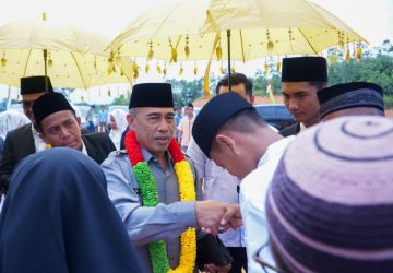 Kadispora Kampar Muhammad Yasir lakukan Peletakan Batu Pertama Pembangunan Pondok Pesantren Ibadurrahman Desa Tanjung Alai