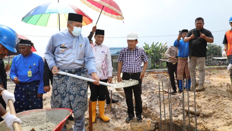 Peletakan Batu Pertama Pasar Rakyat Bungaraya, Warga Sambut Gembira