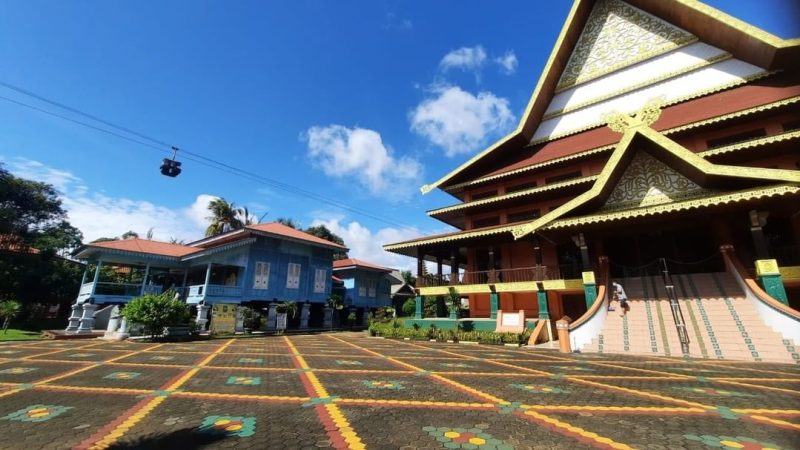 Pasca Ditinjau Mensegneg dan Mendagri, Pemprov akan Perbaiki Anjungan Riau di TMII