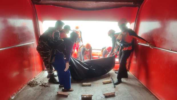 Tenggelamnya Kapal TB Rita, Operasi Penyelamatan Berlangsung 7 Hari