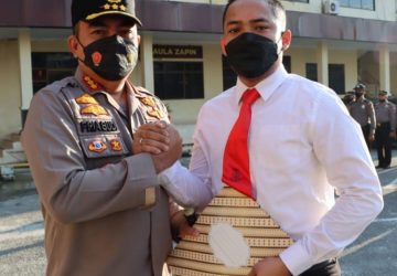Kapolresta Pekanbaru Mengapresiasi Kinerja, Kanit Reskrim Resmob Jembalang Polresta Pekanbaru Iptu Nicho Try Hardianto dan Jajaran Polresta Pekanbaru