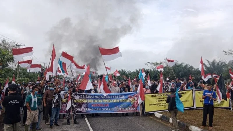 Bentrok Terjadi Saat Aksi Penolakan Eksekusi Lahan di Dayun