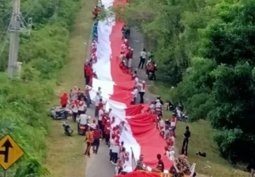 Bungo Pecahkan Rekor MURI, Kirab Bendera Merah Putih Sepanjang 2.500 meter